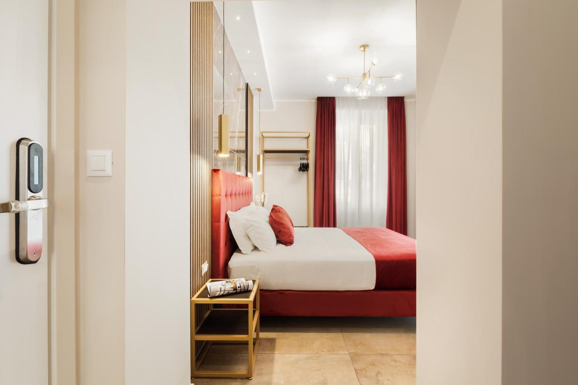 Albadea Deco&Jacuzzi Hotel Rome Bagian luar foto